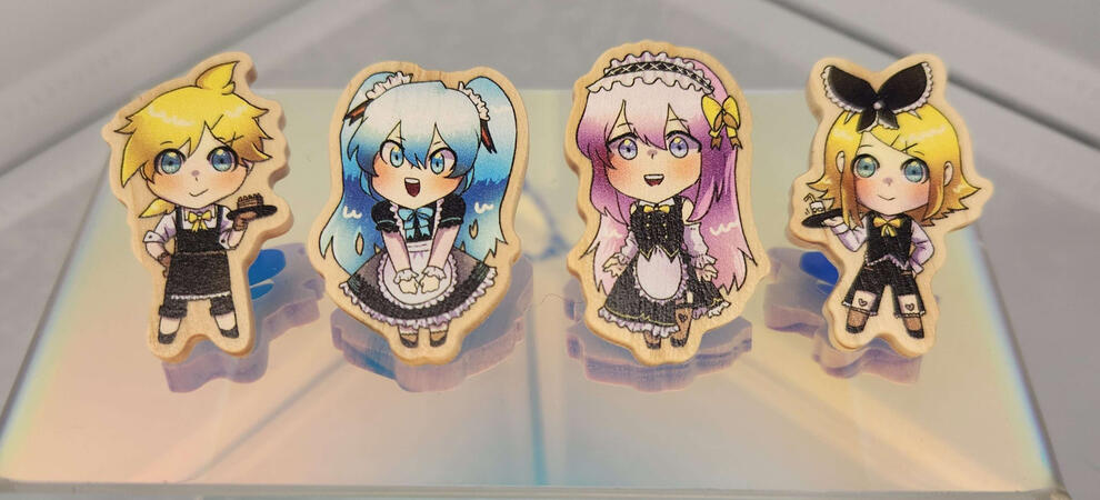 Vocaloid Maid Cafe Pins